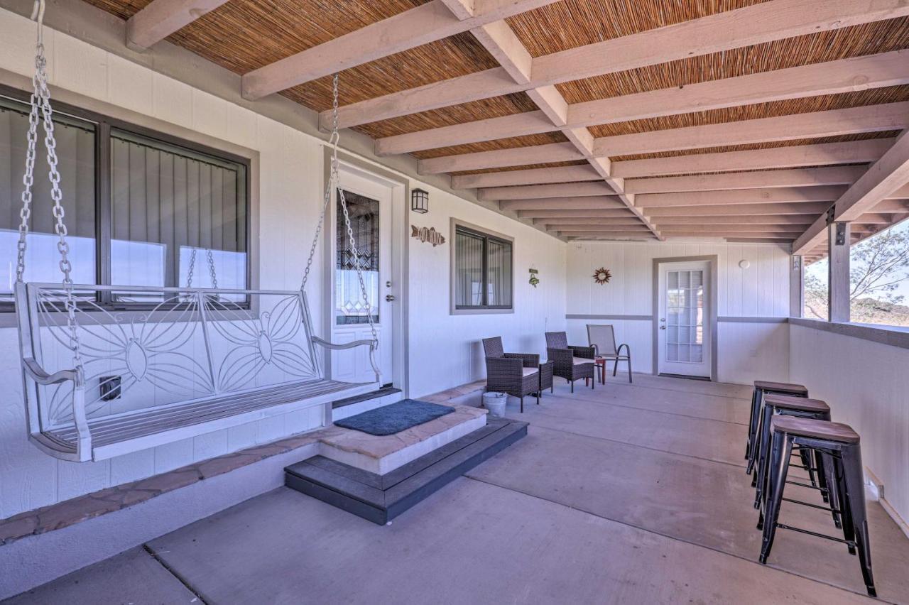 Rustic Bullhead City Retreat With Porch And Views Bagian luar foto